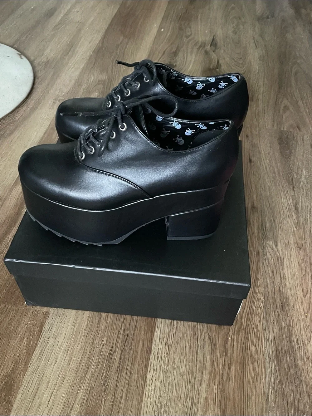 Lamoda Chunky Black Platform